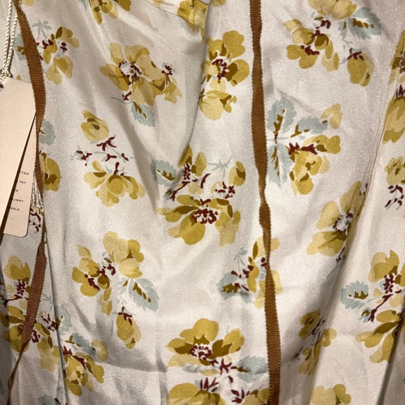 Doen silk xs floral top new - Picture 4 of 4